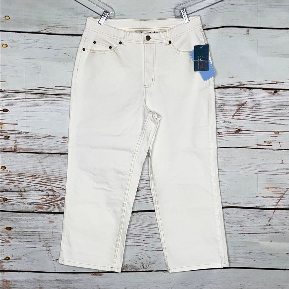 Denim & Co. NWT Size 14 Off White Denim Crop Jeans